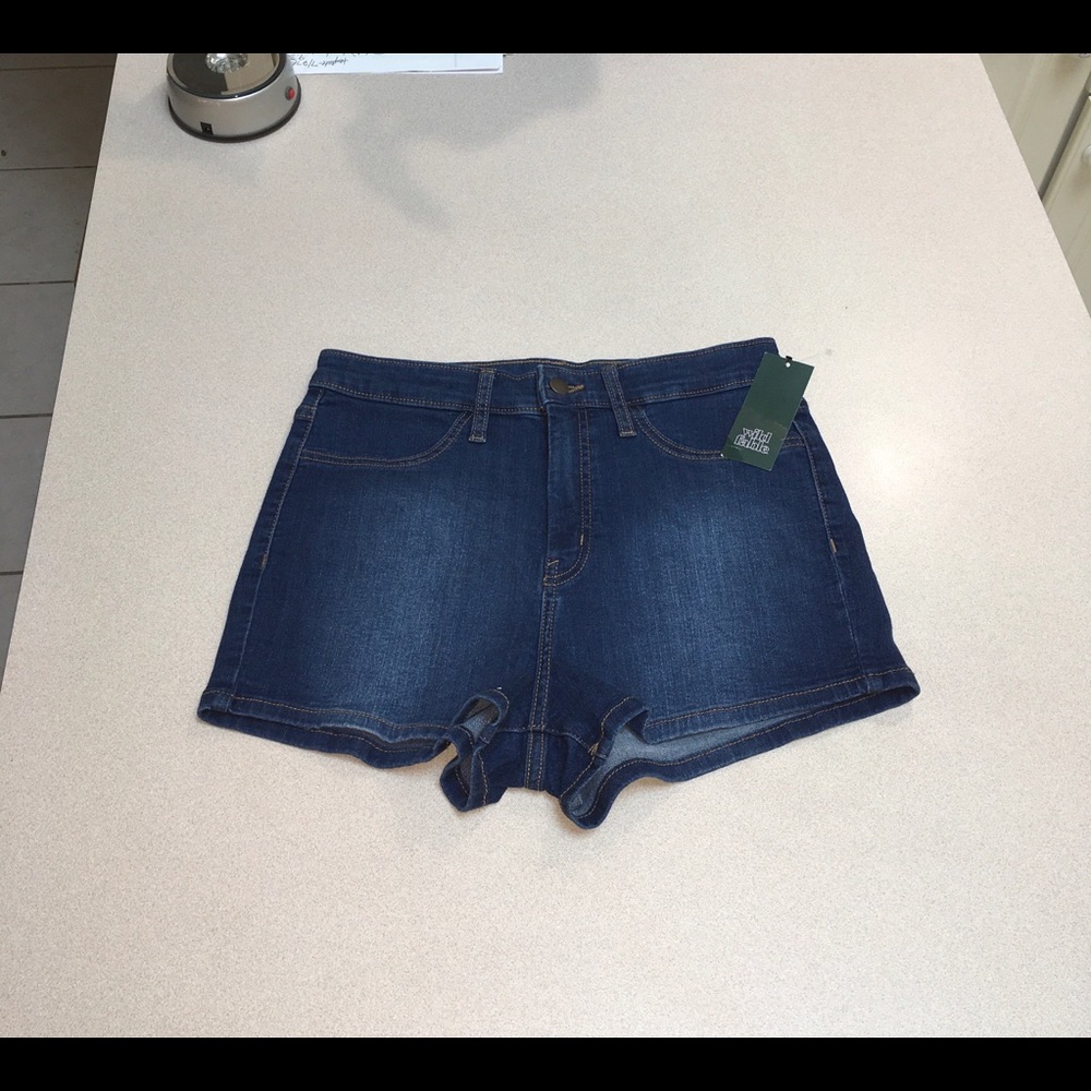 WILD FABLE High Rise Jean Shorts NWT 10/30